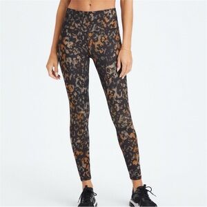 Fabletics PowerHold Full Length Leggings Wild Camo 2X Cheetah Leopard Print